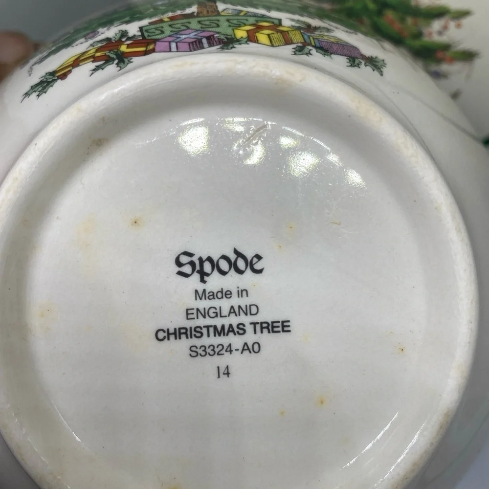 Vintage Spode Christmas Tree Nut Bowl‎ W/ Box 5.5